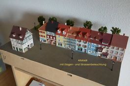 Altstadt H0,  Untergestell mit Stromversorgung.