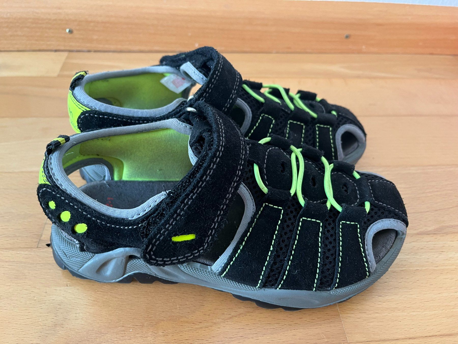 Elefanten Scarpe per ragazzi: Elefanten Sandalen Jungen Grösse 33 – Usato da Muttenz venduto da Juvenile33