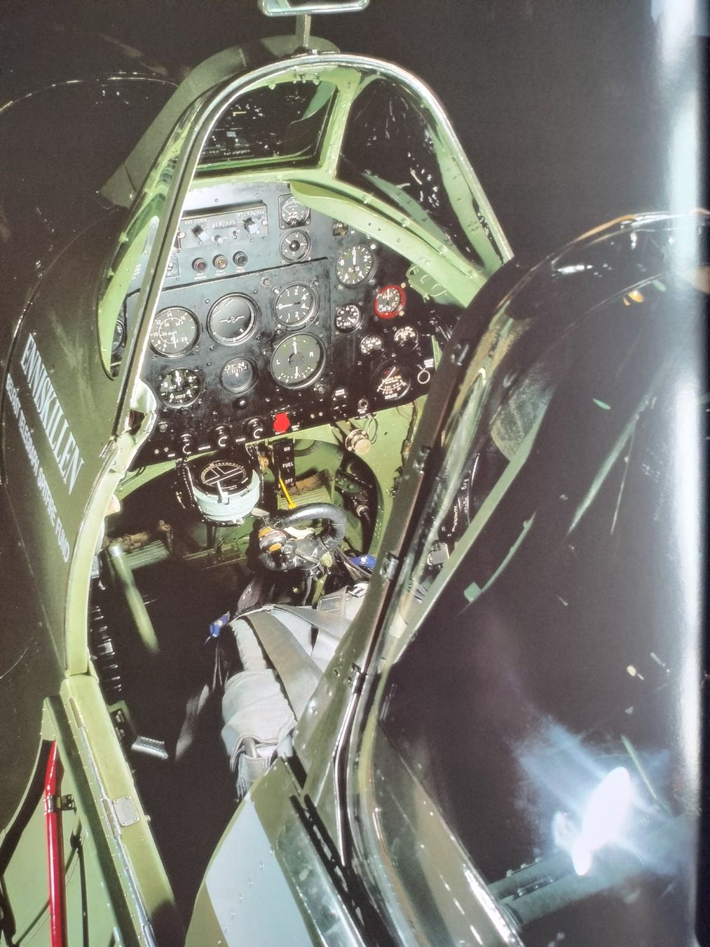 Bücher: Armee Militär Weltkriegs Flieger Buch – Gebraucht aus Schwanden Sigrisw von len_9yqg 9