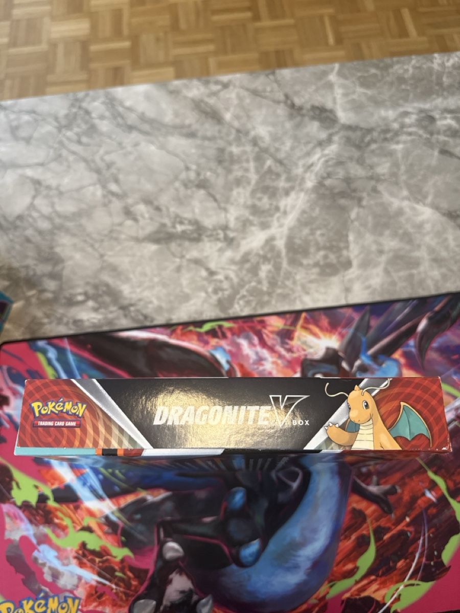 Pokémon Carte collezionabili: Pokémon Dragonite V Box EN OVP – Nuovo e nell'imballaggio originale da Buchs ZH venduto da ber_wjl8 5