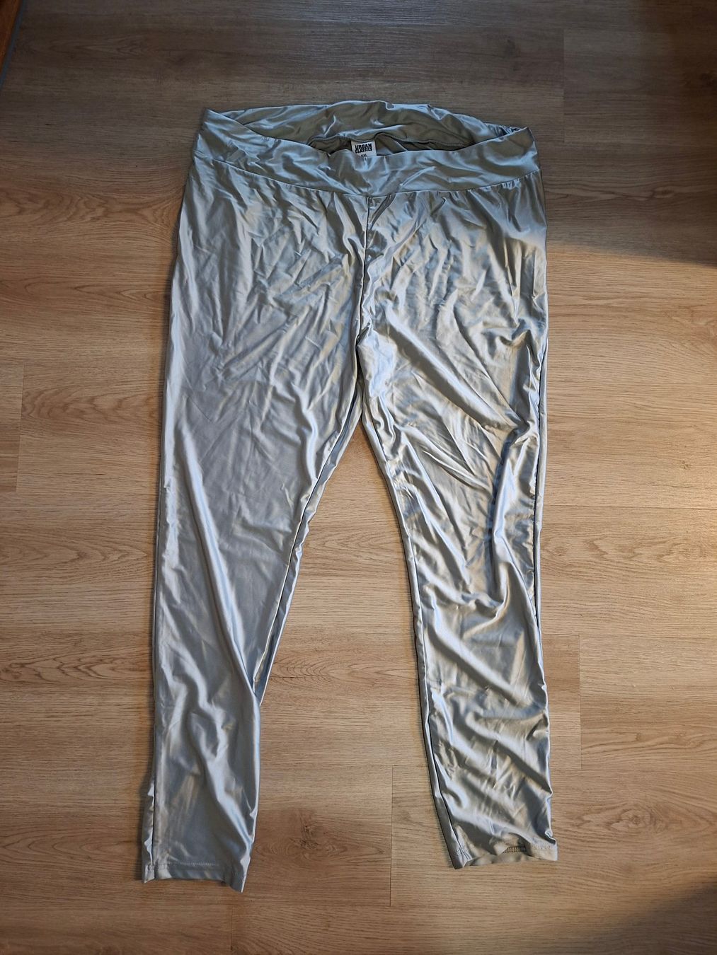 Leggings: Leggins silbern – Nuovo (secondo la descrizione) da Oberwil/Dägerlen venduto da Dominique1606 1