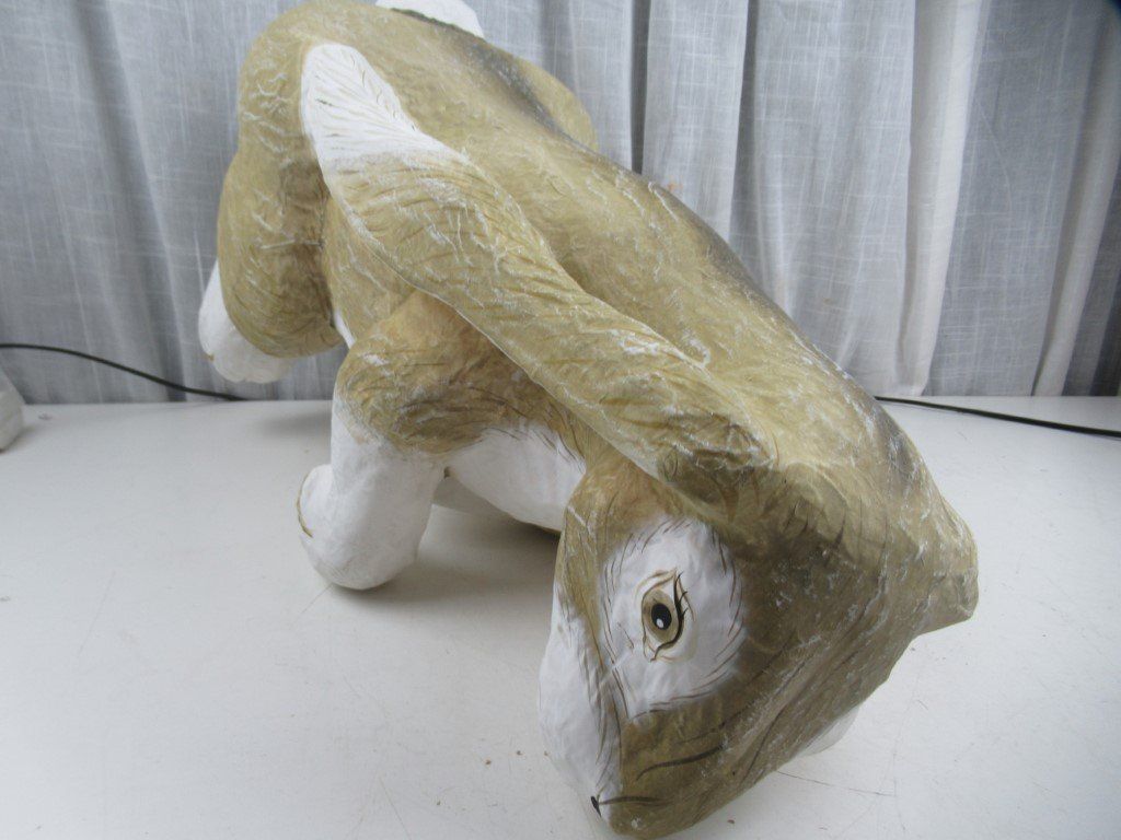Alle Dekorationen: Osterhase Deko Ostern Pappmache Figur – Gebraucht aus Flums von  6