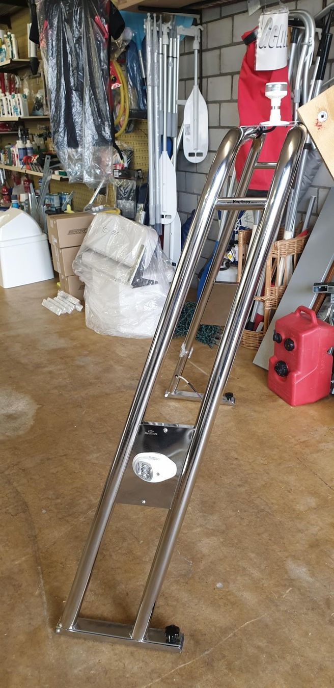 Barche: Lichtbügel für Boot / Schlauchboot – Nuovo (secondo la descrizione) da Zwingen venduto da Marina021