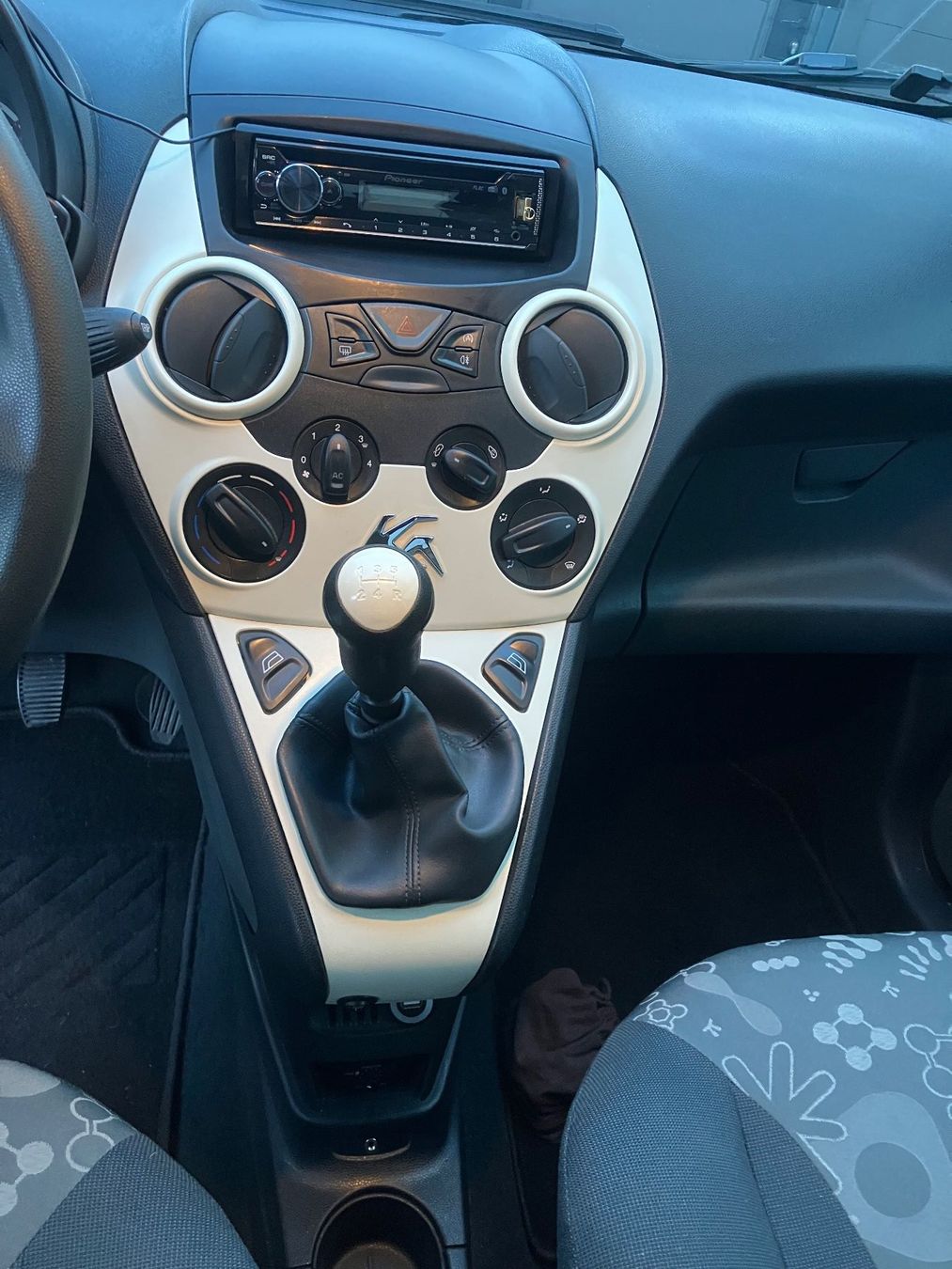 Ford Automobili: Ford Ka 1.25 – Usato da Buchs LU venduto da Rnp 5