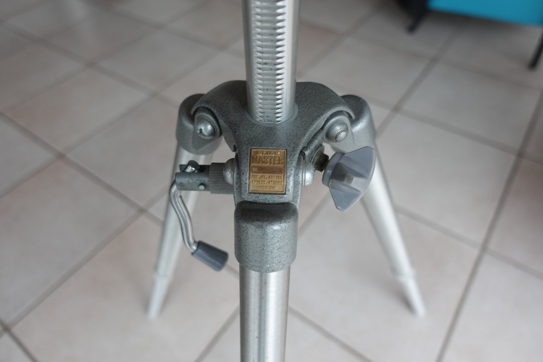 Trépieds & Accessoires: Foto Stativ Slick Master Professional – D'occasion à Reitnau par Corton1 1