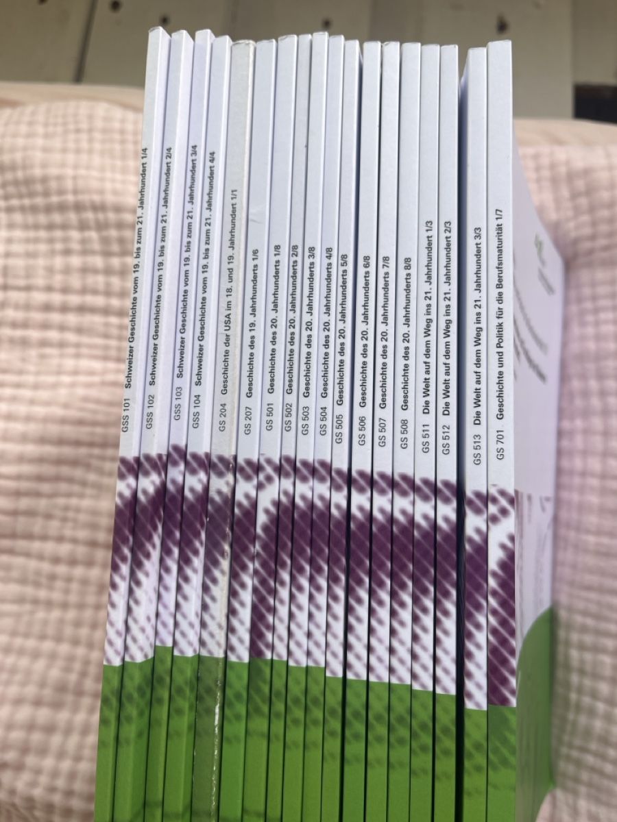 Libri: Passerellen Geschichtsbücher – Usato da Gebenstorf venduto da ani_fj2g