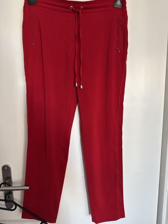 Hosen Rot Grösse 40 guter Zustand