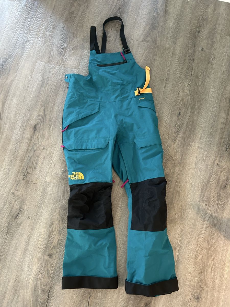 North Face Pantaloni: North Face Ski Bib Pants S Teal Shell Winter Snowboard – Nuovo (secondo la descrizione) da Unterägeri venduto da Rogucha