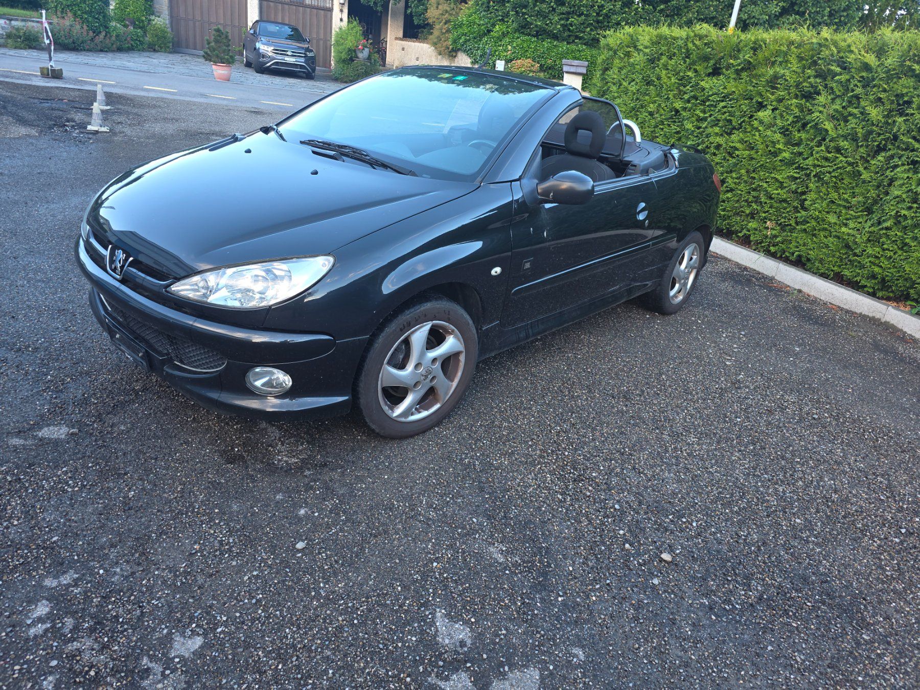 Peugeot Automobili: Peugeot 206 cc cabrio 1.6 – Usato da Inwil venduto da tutu2012 3