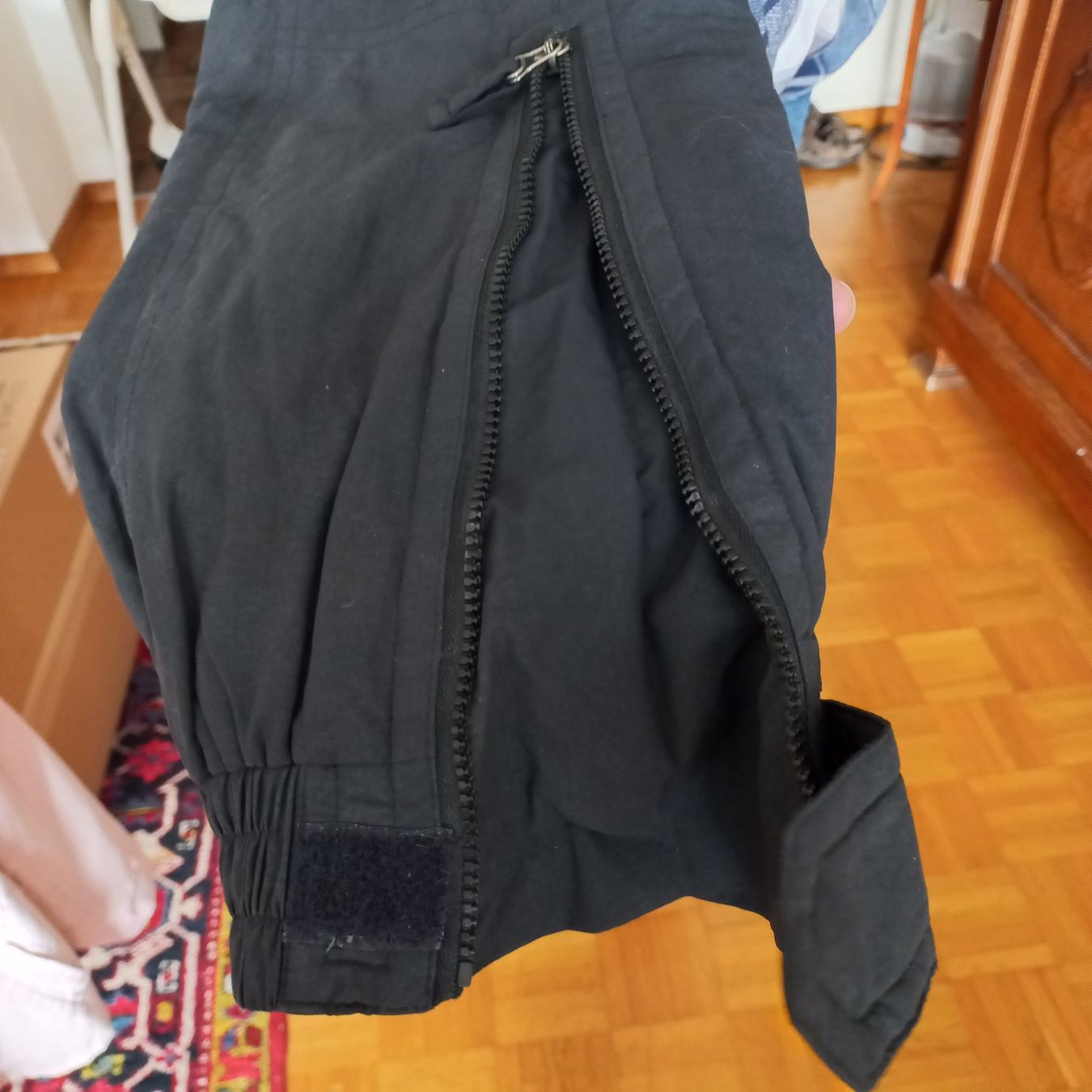 Pantaloni: Beau pantalon de ski noir, 40 – Usato da Jongny venduto da dve_7nbz 3