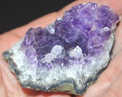 Deko Heilstein L-4840 – Amethyst Cluster – 42,3 Gramm