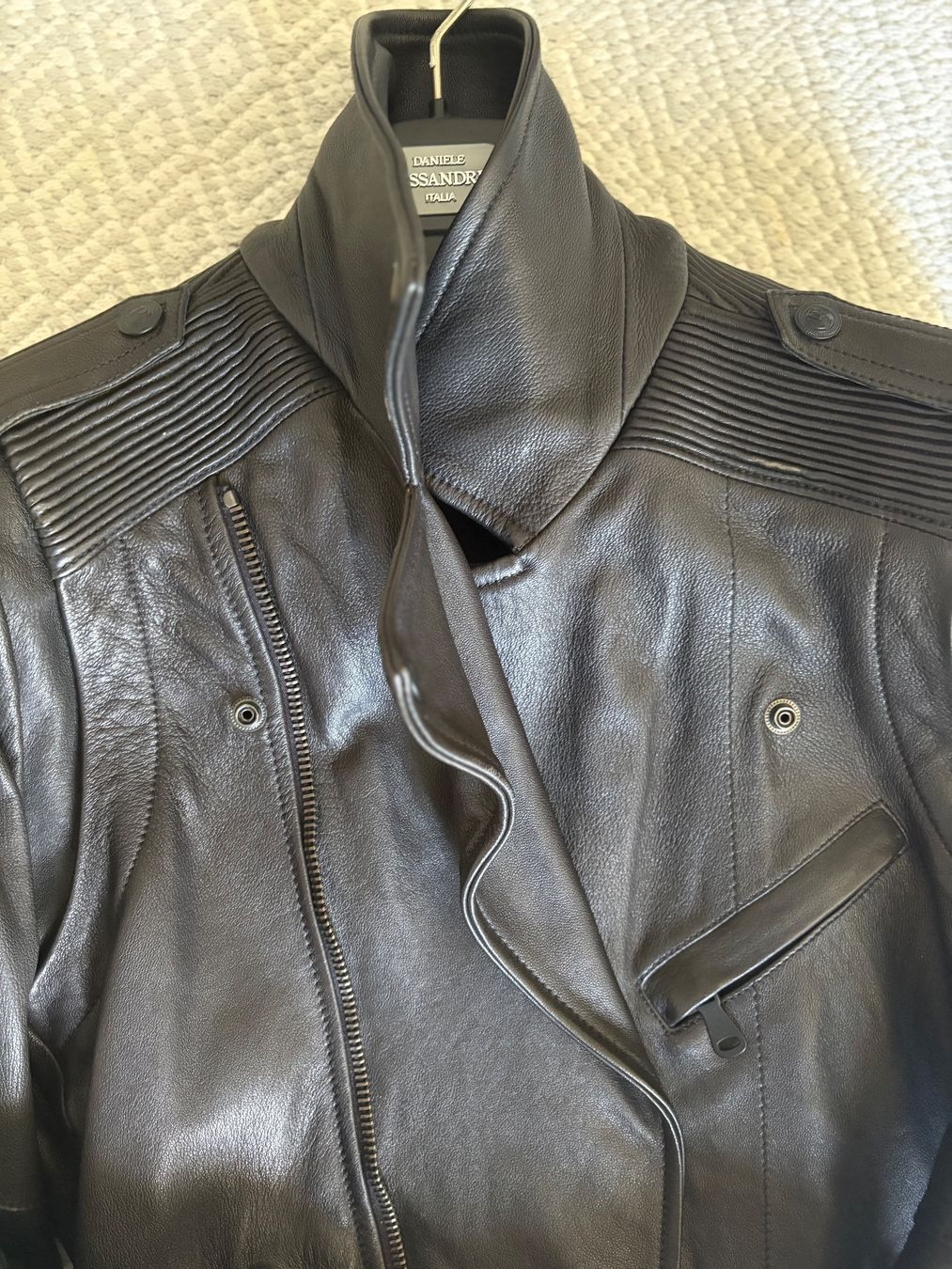 Balmain Giacche: 100% Original: BALMAIN Biker Lederjacke Gr. M/48 schwarz – Nuovo e nell'imballaggio originale da Rüschlikon venduto da Fuxss11 5