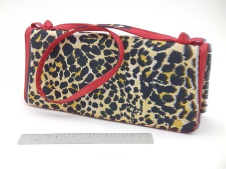 Tasche von STUART WEITZMAN m. Leoprint