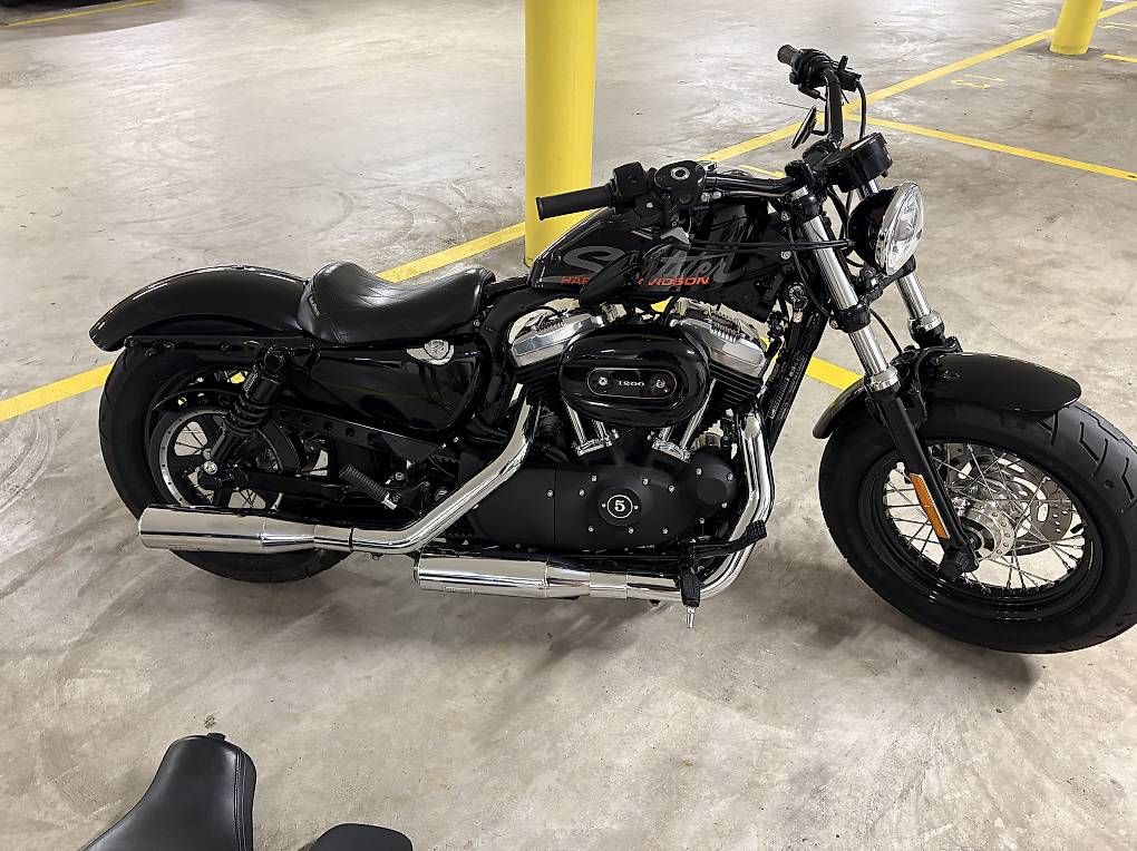 Chopper: Harley Davidson XL1200 – Usato da Hombrechtikon venduto da Lachisoe