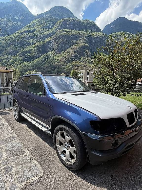 Autos: Bmw x5 3.0 D  e53 – Gebraucht aus Bodio TI von bru_85ns 1