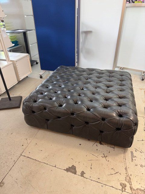 De Padova Hocker: Pouf Capitonné von De Padova – Gebraucht aus Zollikofen von OberliAG