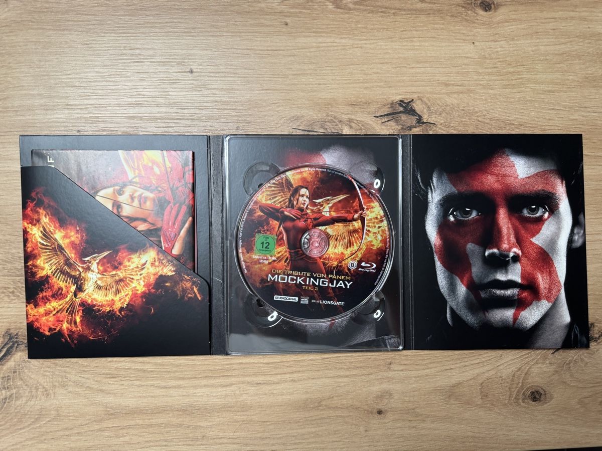 Tutti i DVDs: Die Tribute von Panem - Mockingjay Teil 2, Fan Edition – Usato da Biberist venduto da etesummer 2