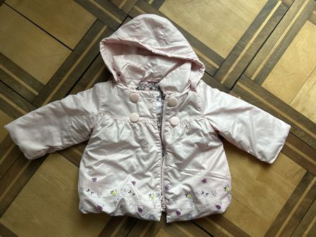 Jacke rosa mit Kapuze Grösse 86