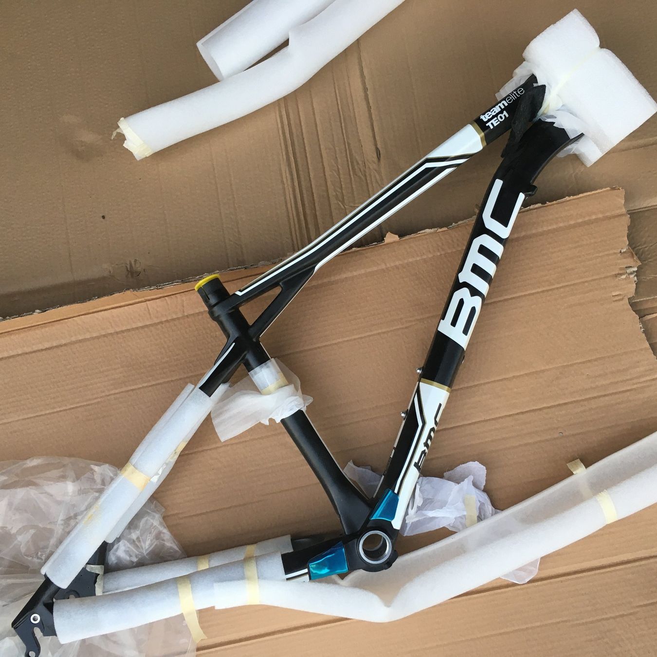 Pièces détachées: Teamelite Rahmen 26" – Neuf (Voir description) à Diemerswil par Raskolnik