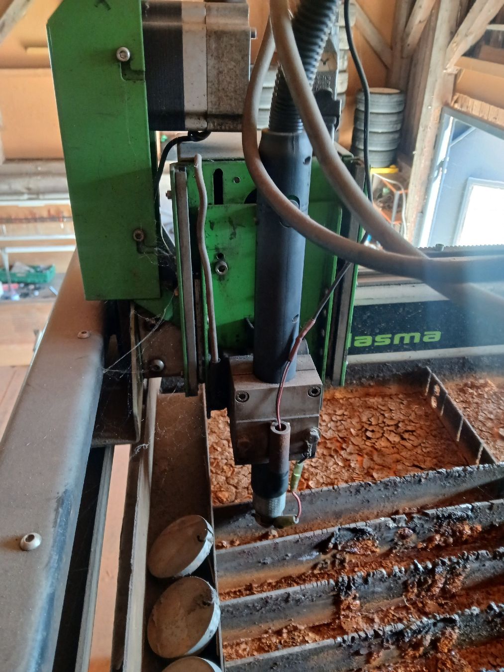 Tutti gli attrezzi: table de découpe CNC plasma JDCUT – Usato da Bonfol venduto da NOBS-EXHAUST 3