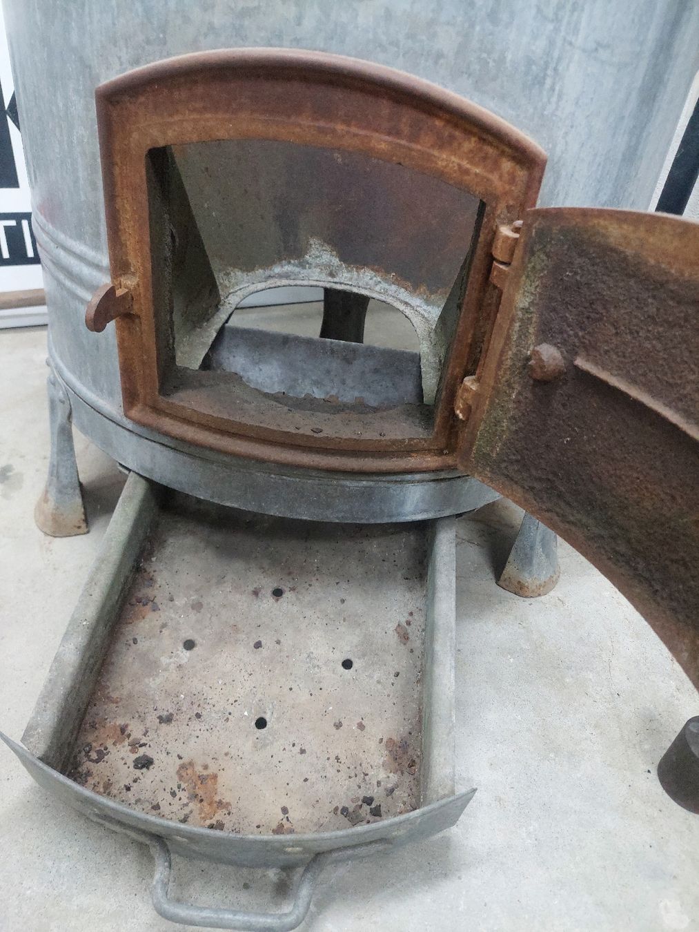 V-Zug Altri mobili d'antiquariato: Tolle Gartendeko.Jetzt zu Räumungspreis – Difettoso da Siblingen venduto da rantiques 3