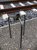 Antikes Dreibein, Deko, Upcycling, Lampensockel, Sonnenschir