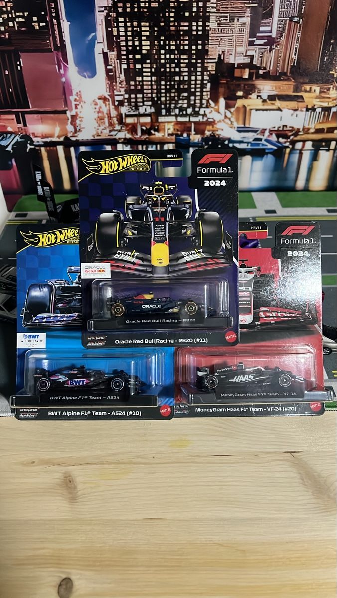 Hot Wheels Modellini d'auto: Hot Wheels Formel 1 Autos 2024 – Nuovo (secondo la descrizione) da Thayngen venduto da sop_2xnz