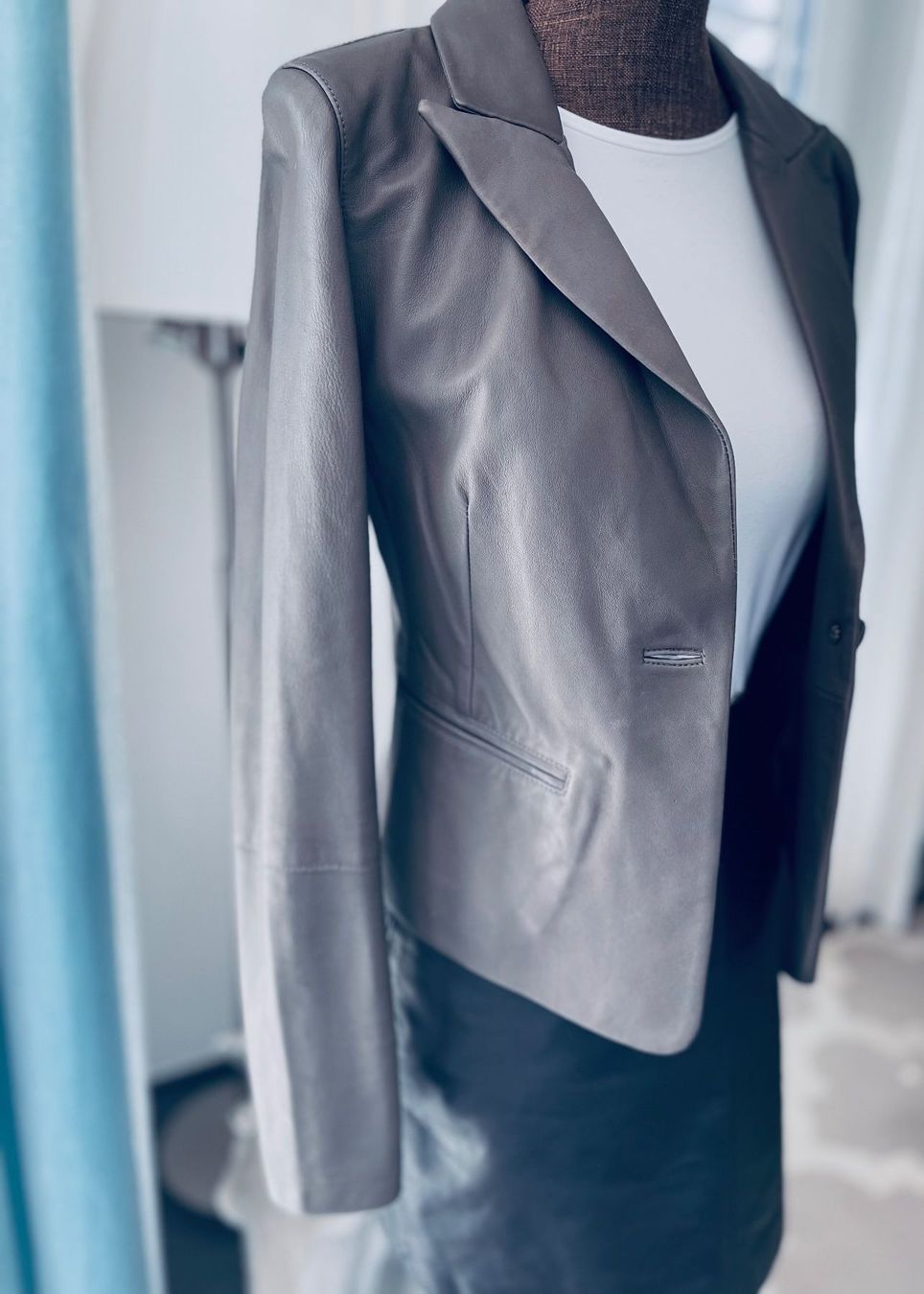 Pinko Giacche: PINKO Wunderschöne Sakko / Blazer – Usato da Winkel venduto da KaschmirArt 2