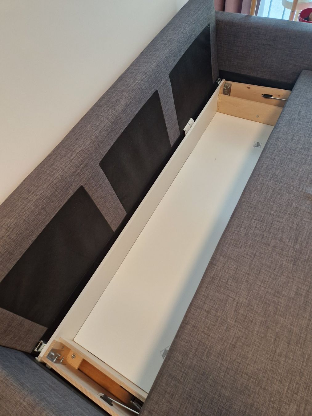 Ikea Divani: Ikea Friheten 3er-bettsofa, dunkelgrau – Usato da Bern venduto da jes_v96v 3