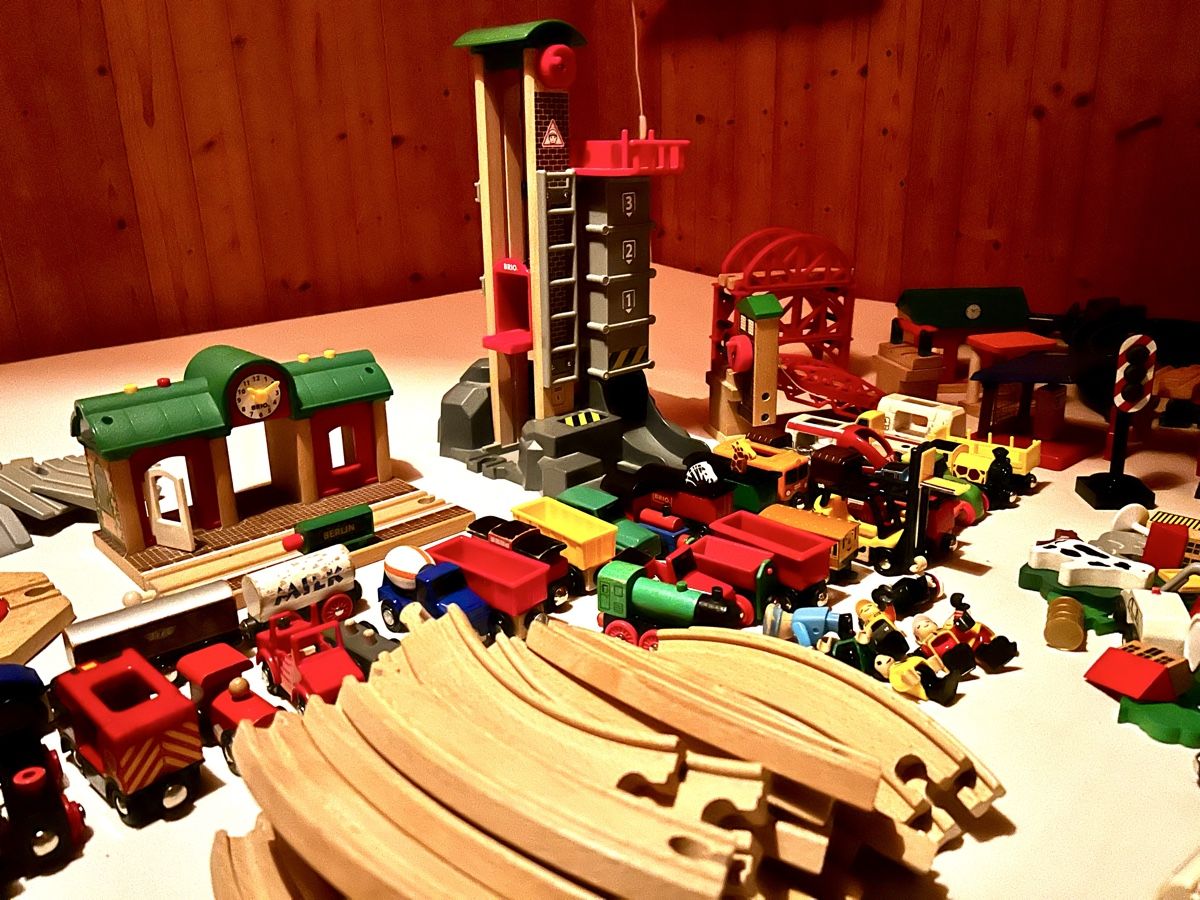 Brio Giocattoli: BRIO Holzeisenbahn-Sammlung – Usato da Rickenbach SZ venduto da stef2987 1
