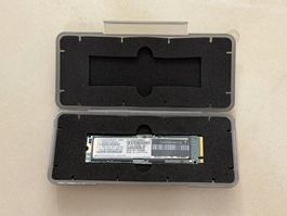 256GB NVMe M.2 2280 SSD (SAMSUNG MZVLW256HEHP-000H1)