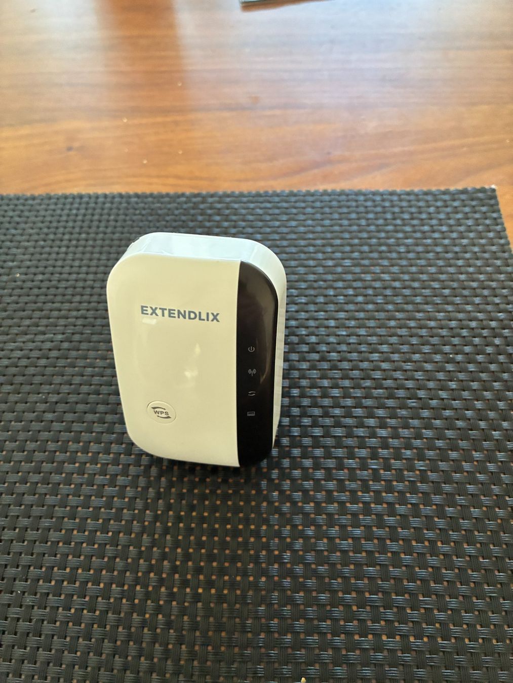 Amplificatori: WiFi Extendlix Booster – Nuovo (secondo la descrizione) da Hombrechtikon venduto da herbert1948 2