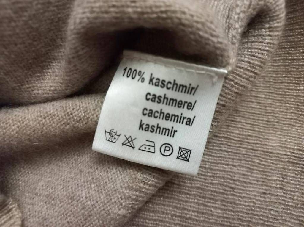 FTC Giacche: Strickjacke FTC 100% Cashmere – Usato da Zürich venduto da bil_s7tp 4