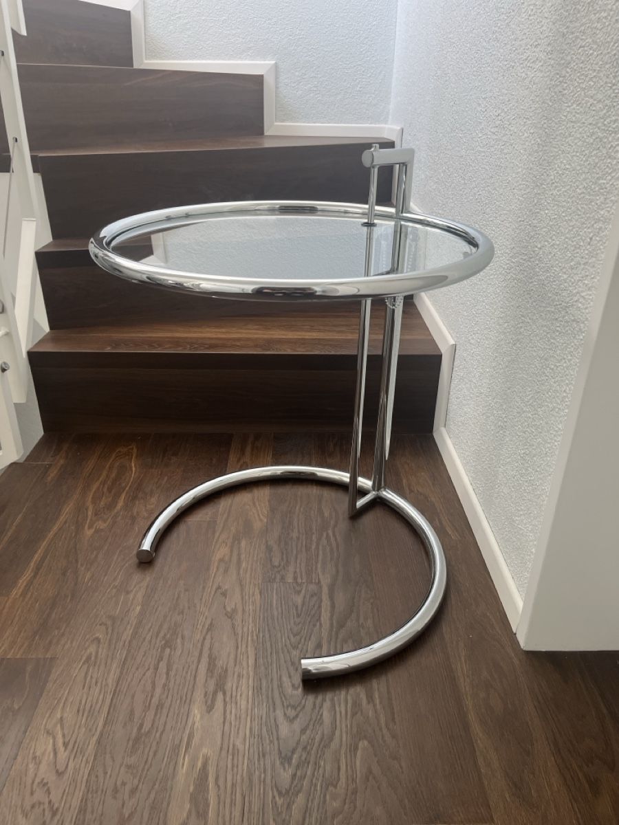 Tavoli: Designer-Beistelltisch – Nuovo (secondo la descrizione) da Männedorf venduto da cas_p66v 2