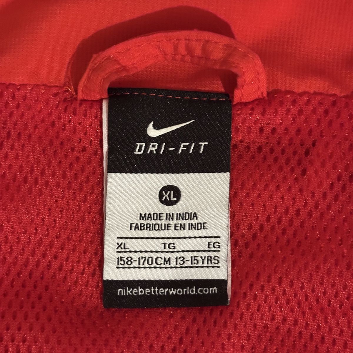 Nike Jacken: Nike Swiss Olympic Team Jacket – Neu (gemäss Beschreibung) aus Uster von Jasonderulo 2
