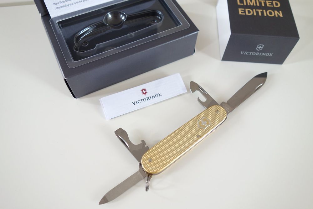 Victorinox Cadet Alox Limited Edition 2019 Acheter sur Ricardo