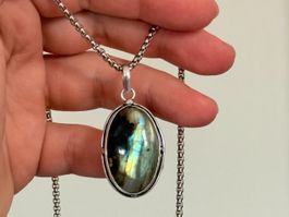 Collier avec pendentif labradorite argent état neuf