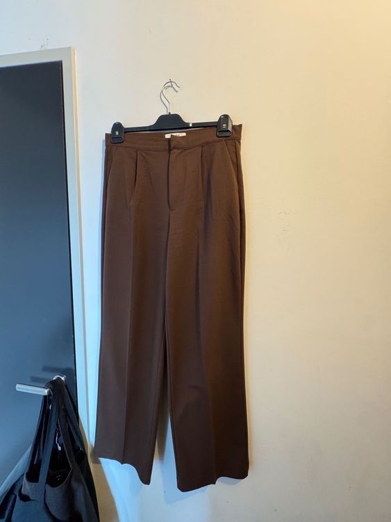 Pantaloni: Hose Pull and Bear – Usato da Arbon venduto da flowerandfound