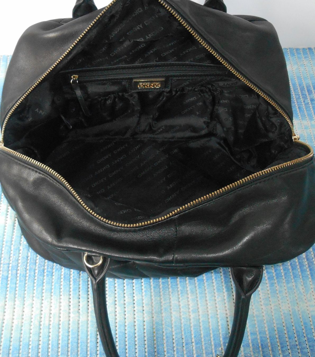 DKNY Borse da donna: DKNY Leder Handtasche schwarz – Usato da Basel venduto da Birs868 6