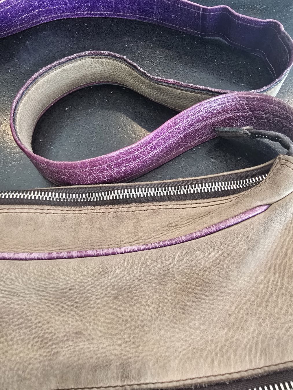 Borse da donna: Schicke Criz Leder Schultertasche – Usato da St. Gallen venduto da charly92 2