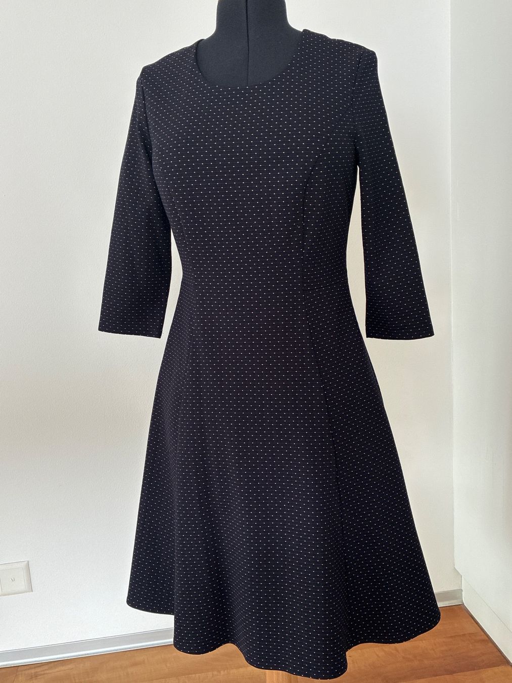 Gerry Weber Vestiti: Elegantes Kleid von Gerry Weber Gr 38 – Usato da Davos Platz venduto da nanigl