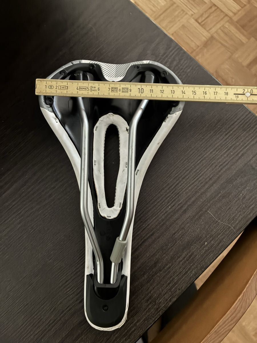 Pièces détachées: Selle Contec et poignée Sram – D'occasion à Yverdon-les-Bains par Fernando_Perez 4
