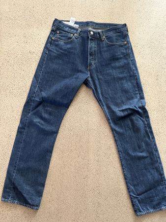 Levi's 501 Jeans W34 L32 dunkler Denim guter Zustand