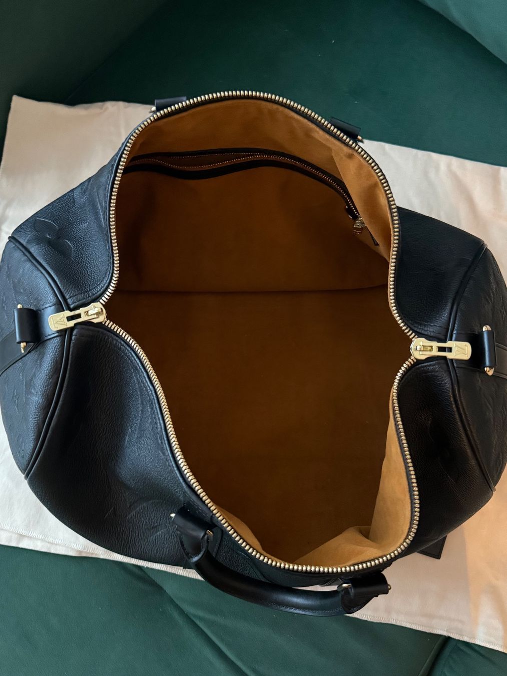 Louis Vuitton Reisekoffer: Louis Vuitton Keepall Empteinte 45 – Gebraucht aus Zürich von Lili1005 2