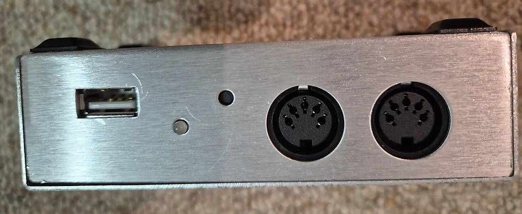 Strumenti musicali: Kenton Midi USB Host mk3 – Usato da Zollikofen venduto da Hammond4 1