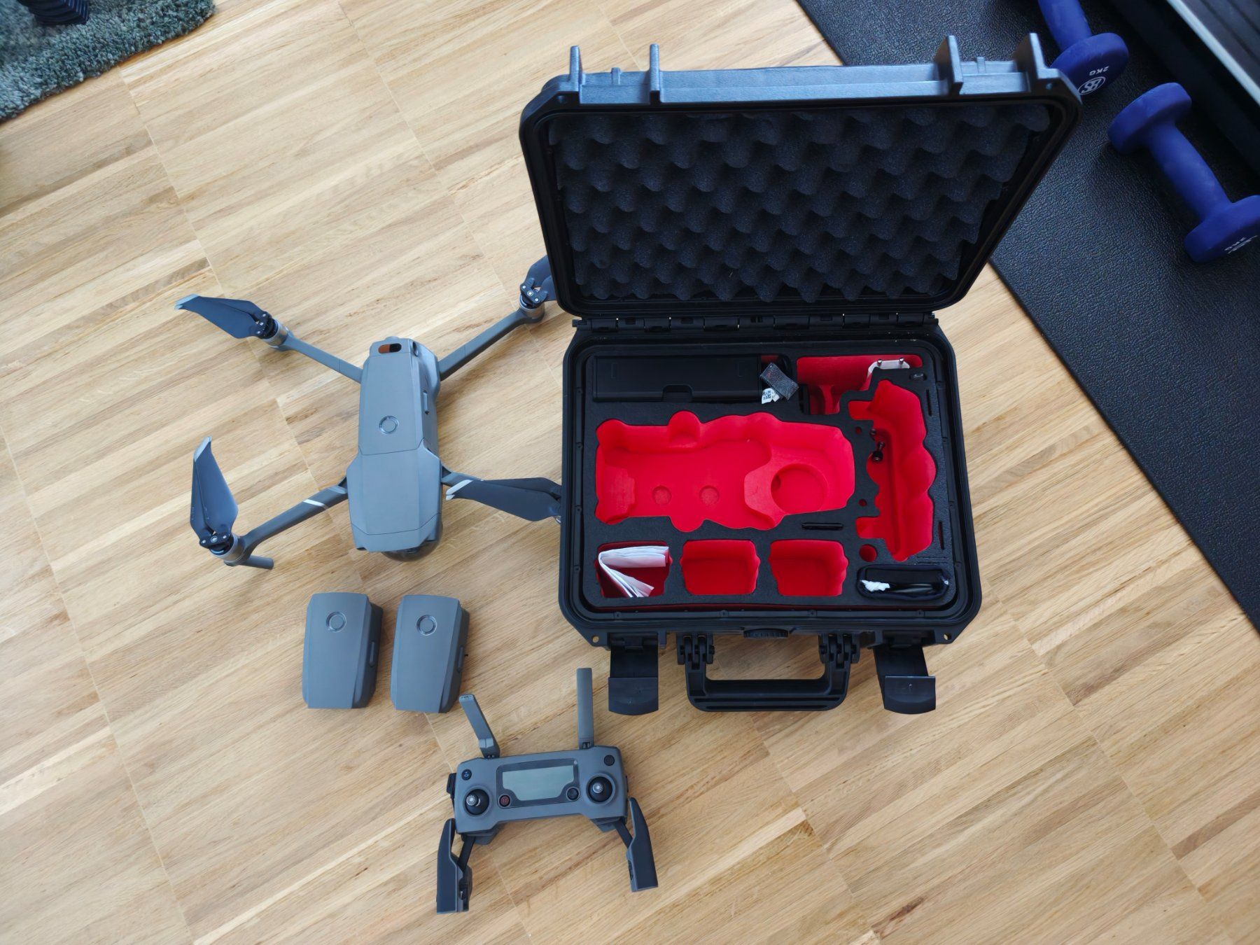 DJI RC Modellbau: DJI Mavic 2 Pro Fly More Combo + Hardcase + 128 MicroSD – Gebraucht aus Zürich von JonasAeschlimann