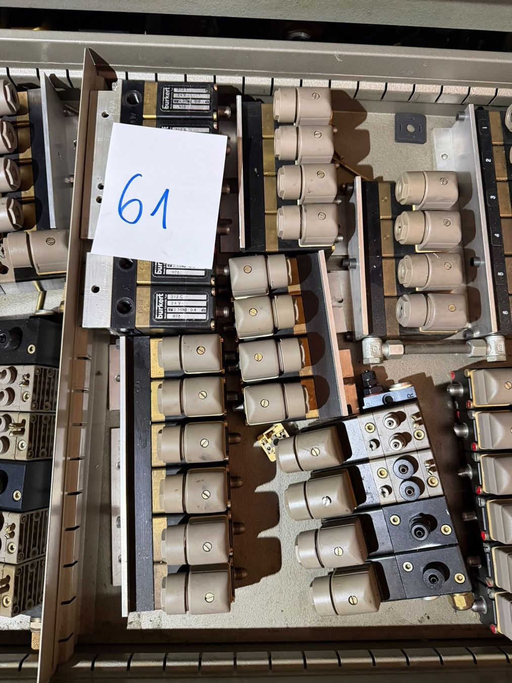 Tutti gli attrezzi: Diverses 61 – Usato da Buchs AG venduto da Werkstatt-Shop 1