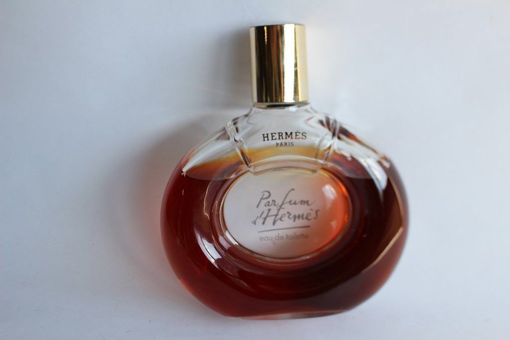 Hermès Profumi & Eau de Toilette: Parfum d'Hermès 400 ml – Usato da Vandoeuvres venduto da Dom-Tom 2