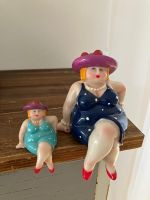 Kantenhocker dicke Dame Molly. 2 Stück