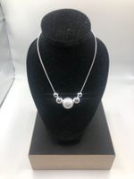 Collier pendentif perles 22cm